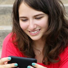 Online teenage chat rooms